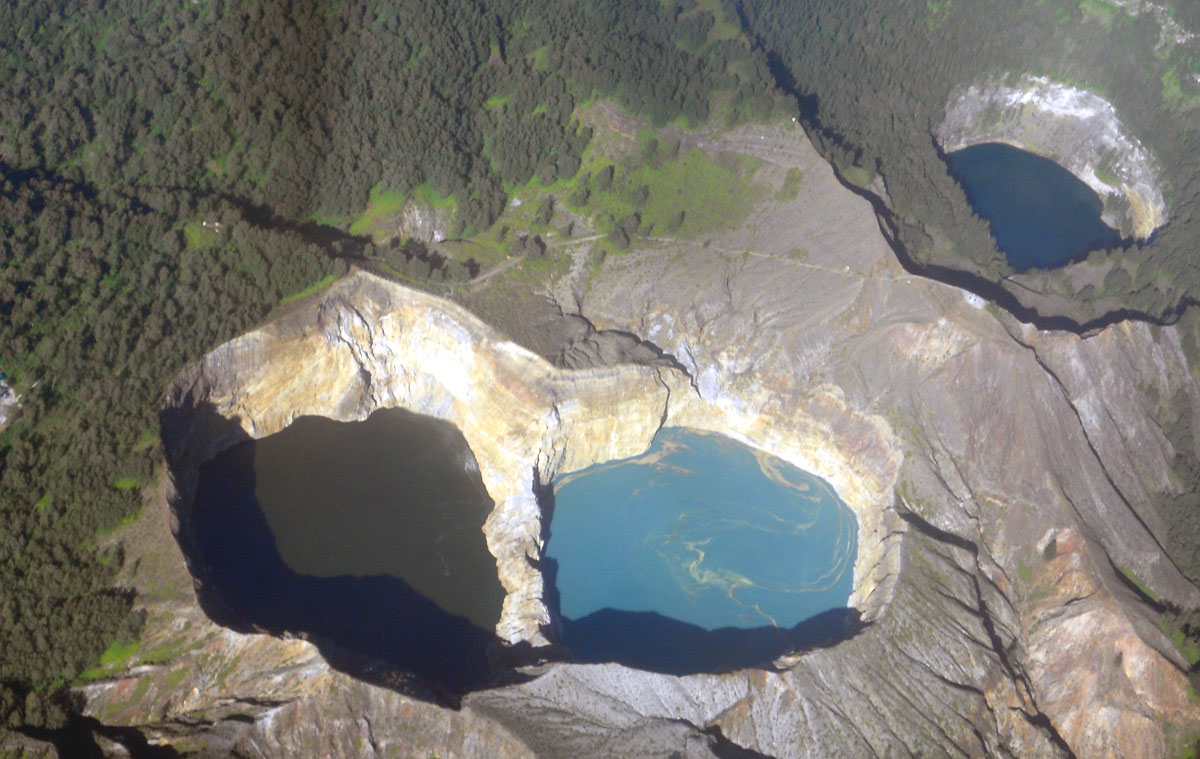 Kelimutu National Park 3 changing Color Lakes  of Kelimutu  - Flores Island - Indonesia - Privat Kelimutu Tour